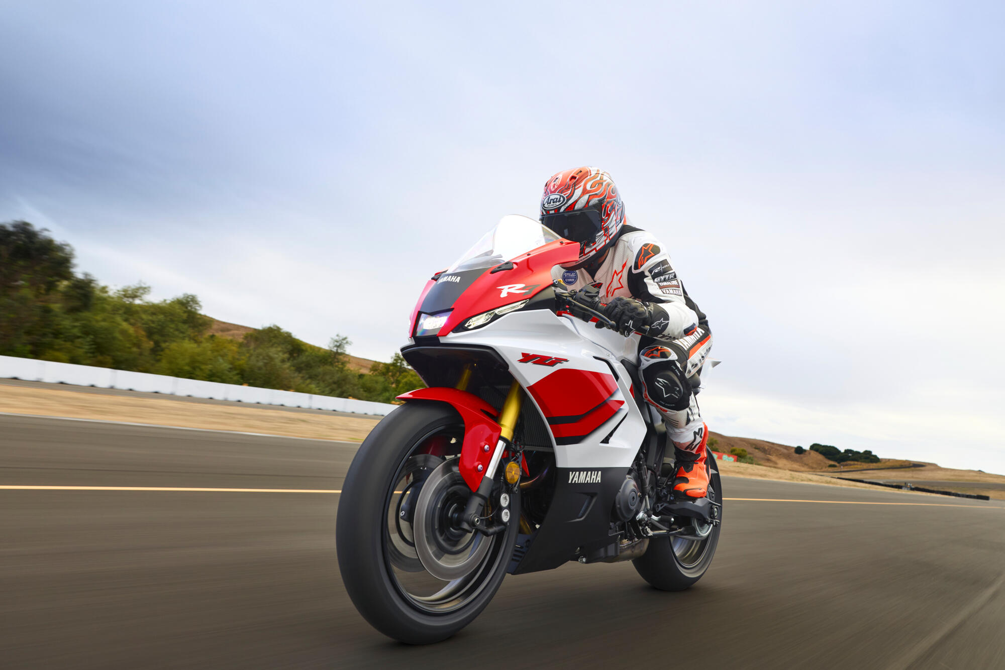 Yamaha uuendab R7-t 2026 aastaks