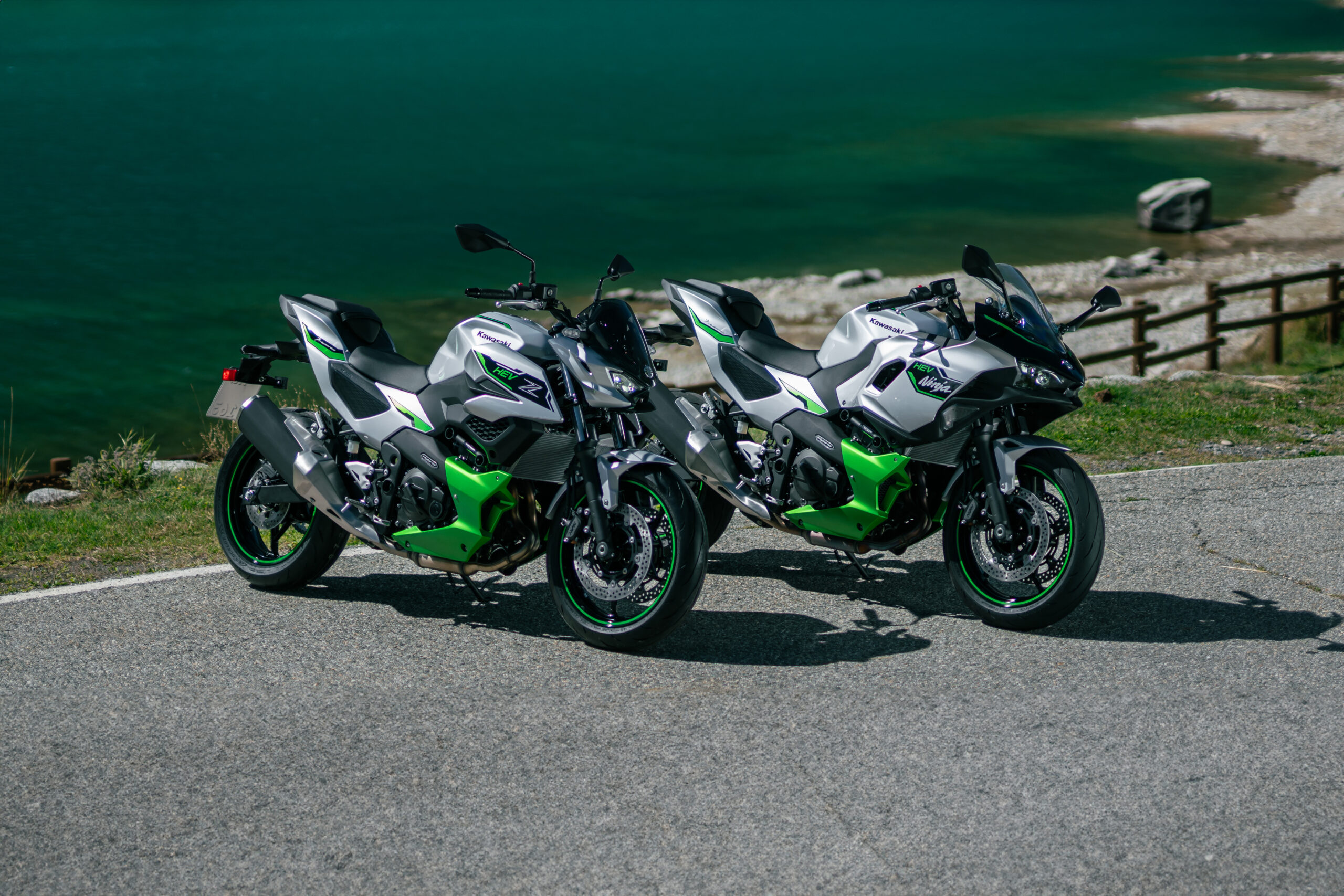 Kawasaki viib hübriidmootorrataste kasutusmugavuse uuele tasemele