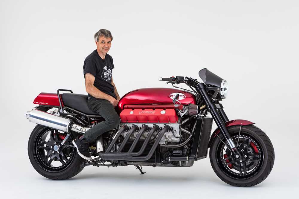 Allen Millyardi legendaarne Viper V10 läheb oksjonile